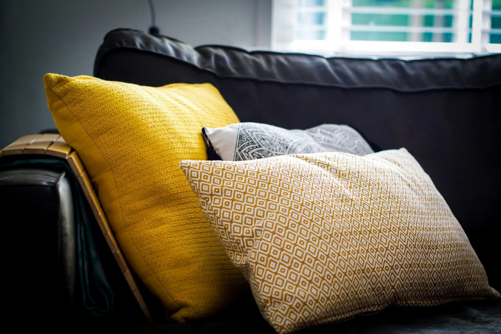Transforming Spaces: The Magic of Beautiful Cushions in Creating Special Corners of the Home